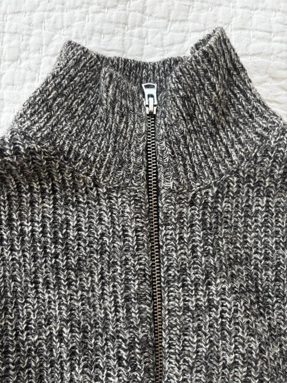 Theory zip-front men's cardigan sweater, medium - Picture 4 of 7